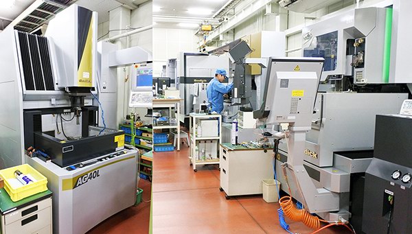 直线电机驱动的线切割放电加工机 &middot; 电火花放电加工